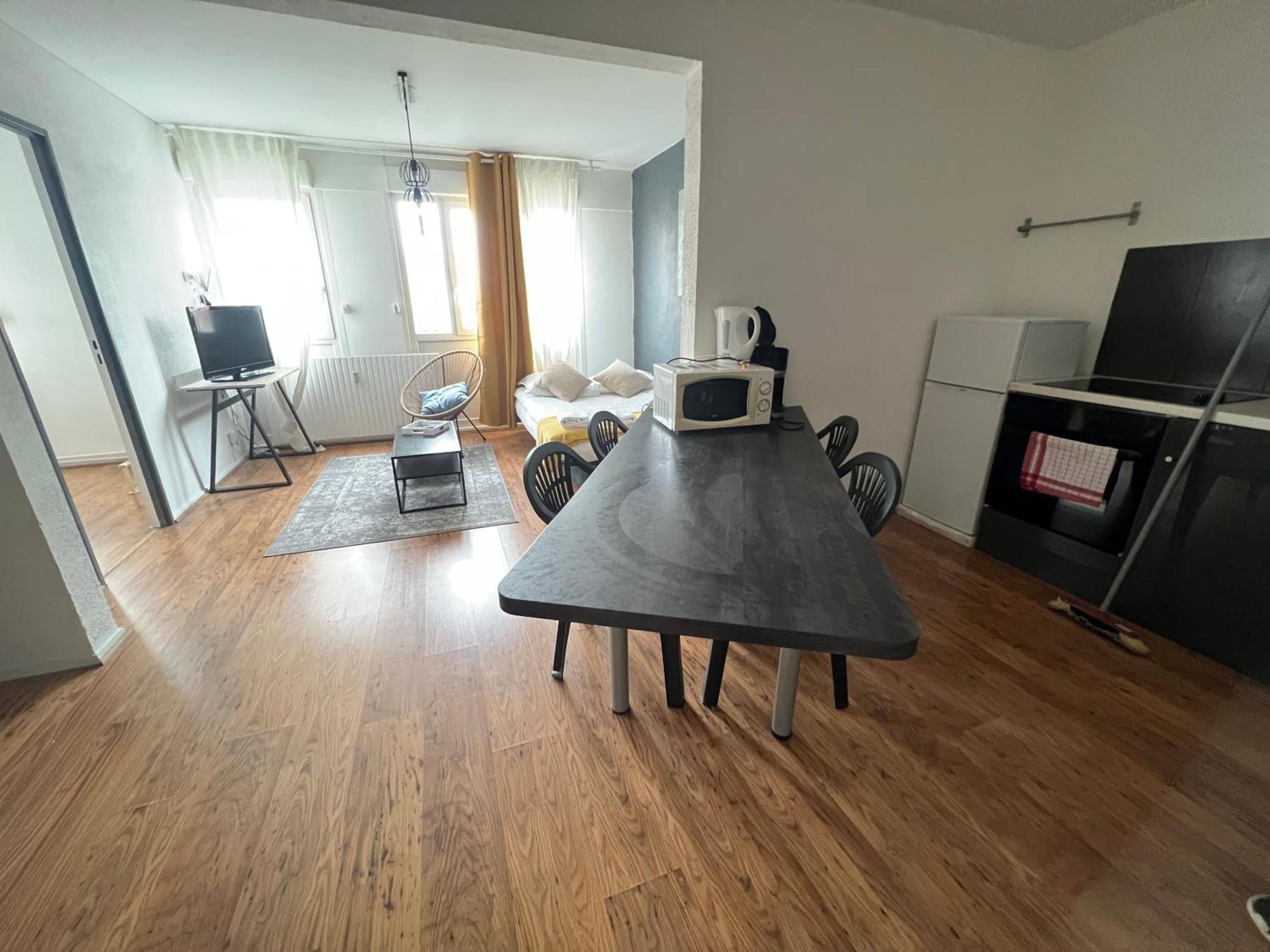 Mon Palmier Grand Appartement Parking Un-Sejour-A-Part Metz Exteriör bild